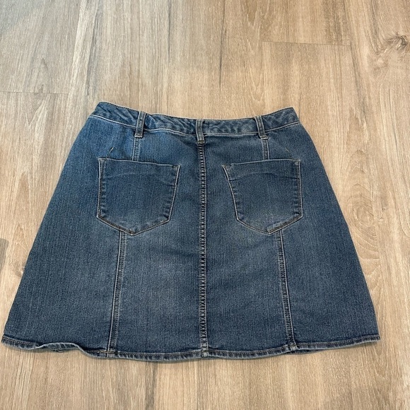 Mossimo jean skirt, size 12 - Picture 2 of 4